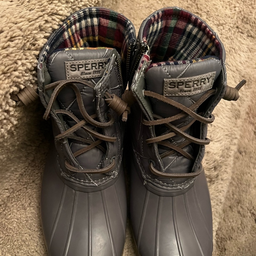 Sperry Plaid-Lined Boots with Gray Exterior